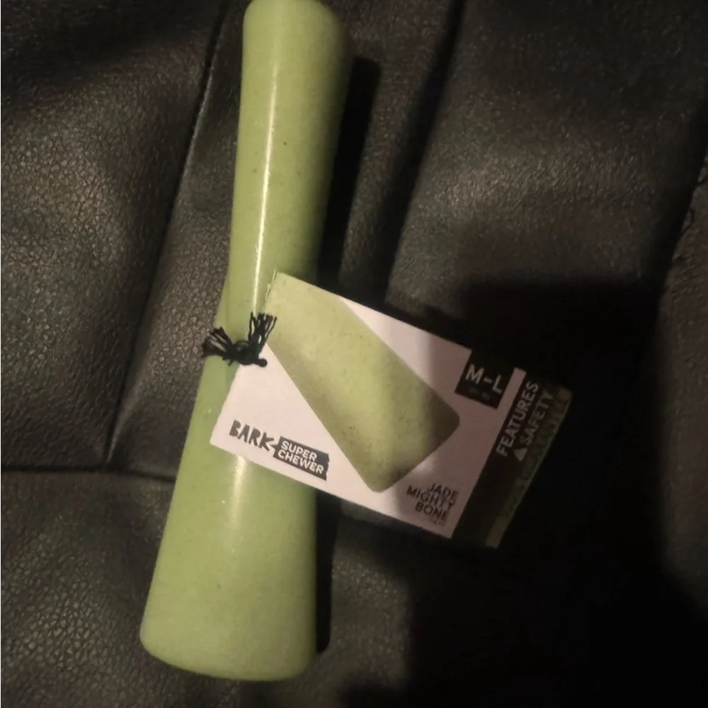 Bark box superchewer mighty Jade bone L-XL Dog Toy NEW
